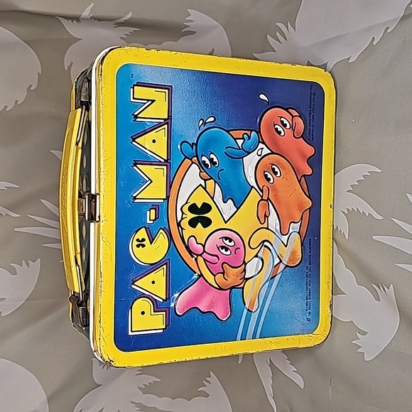 Aladdin Other - Vintage Aladdin 1980 PAC-MAN Video Game Metal Lunchbox